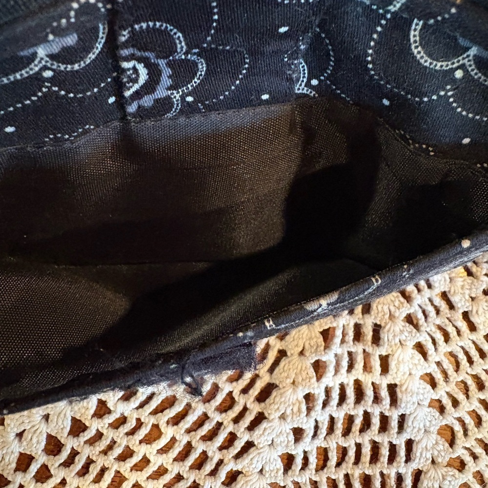 Thirty-One brand wristlet, in the "Onyx Blossom" pattern. - Picture 7 of 11